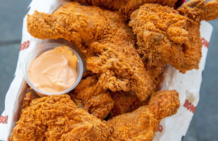 How To Source Ingredients For Your Burger Shop